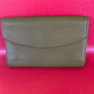 Vintage Olive Leather Wallet with zipper, card holder and checkbook